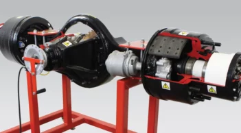 Sectioned HGV Rear Axle Trainer